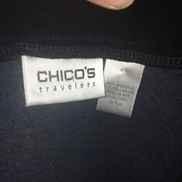 Chico’s 0 black crushed/ruched vest - Picture 3 of 3